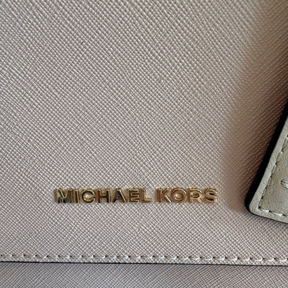 Michael Kors Blush Pink Penny Multi Commuter Backpack with laptop case - Picture 2 of 9